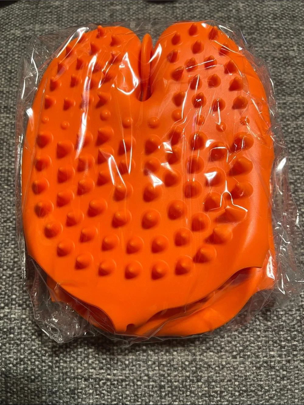 NWT Orange Silicone Pet Grooming Gloves